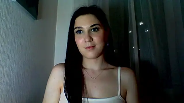 Snapshot of Katiee_Foxi chatting on May 2026 09:32:02 PM Katiee Foxi online show from May 2026 09:32:02 PM