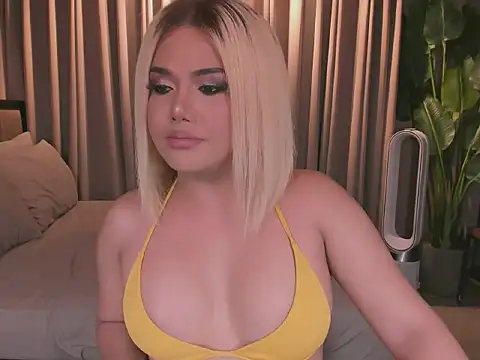 DreamangelTS online show from December 2025 12:38:02 AM