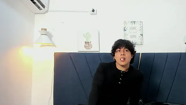 Snapshot of latin_beast4 chatting on May 2026 08:03:02 PM latin beast4 online show from May 2026 08:03:02 PM