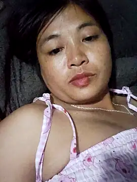 Snapshot of Tryphena chatting on June 2026 02:15:02 PM Tryphena online show from June 2026 02:15:02 PM