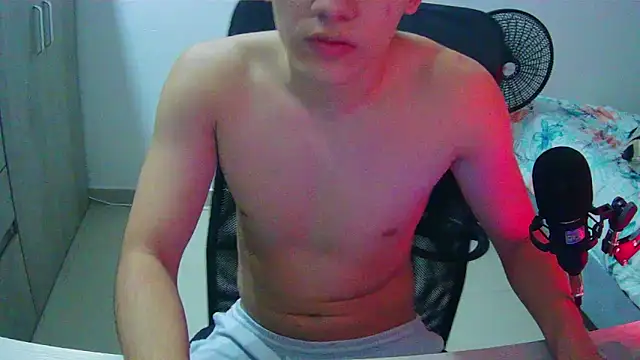 Snapshot of adlovin chatting on May 2026 03:04:02 AM adlovin online show from May 2026 03:04:02 AM