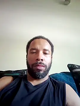 yoursexydaddy8181 online show from May 2026 08:47:01 PM