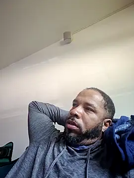 yoursexydaddy8181 online show from May 2026 01:40:02 PM