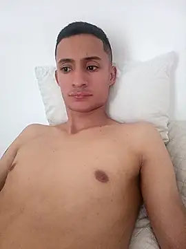 Catsexi Juanpooo online show from May 2026 05:07:02 PM
