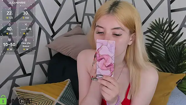 Diiana Daviis online show from June 2026 01:30:02 AM
