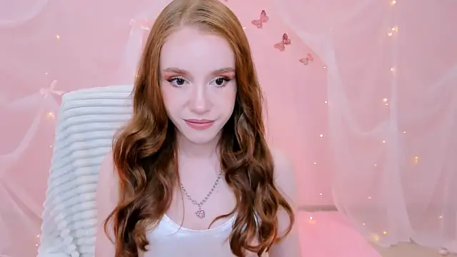 Snapshot of MilaSiren chatting on May 2026 09:06:02 AM MilaSiren online show from May 2026 09:06:02 AM