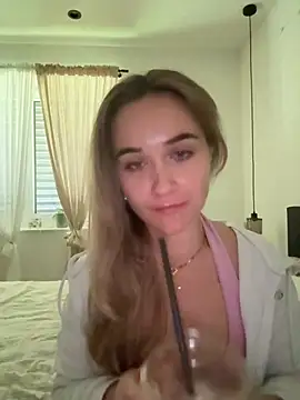 LillyStarr online show from June 2026 11:55:02 AM