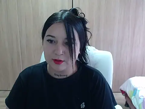 Haileey ross online show from June 2026 03:00:01 PM