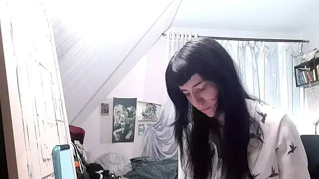 EthylAdkisson online show from May 2026 08:25:01 PM