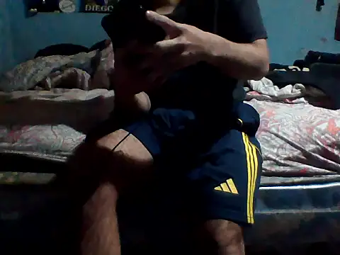 Snapshot of Martin106 chatting on June 2026 01:39:01 AM Martin106 online show from June 2026 01:39:01 AM