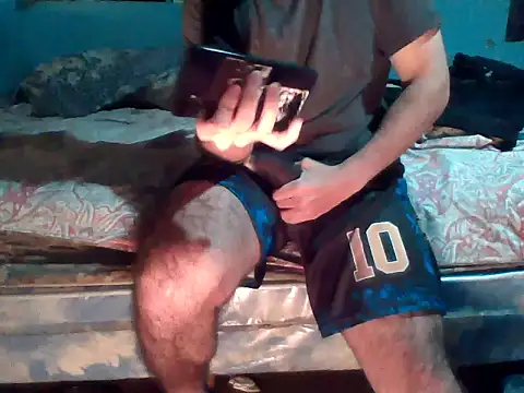 Snapshot of Martin106 chatting on June 2026 01:15:02 AM Martin106 online show from June 2026 01:15:02 AM