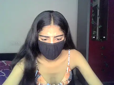 Snapshot of SASSY__BABY_ chatting on June 2026 05:43:01 AM SASSY BABY online show from June 2026 05:43:01 AM