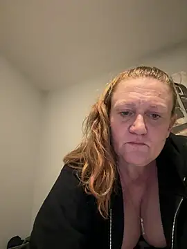 Snapshot of Kellilyn10 chatting on June 2026 02:24:02 AM Kellilyn10 online show from June 2026 02:24:02 AM