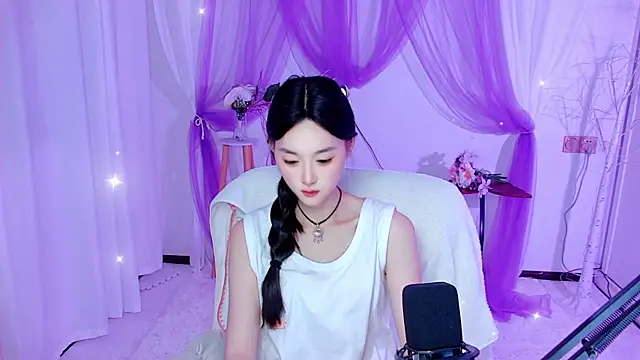 Tili Lucky online show from July 2026 12:52:02 PM