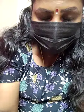 tamilkavitha123 online show from August 2026 11:01:01 AM