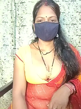 Snapshot of Juli_80 chatting on June 2026 03:05:02 PM Juli 80 online show from June 2026 03:05:02 PM