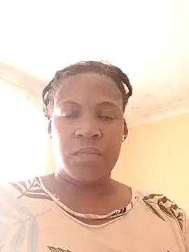 Snapshot of FUNKYDOLL chatting on May 2026 08:21:01 AM FUNKYDOLL online show from May 2026 08:21:01 AM
