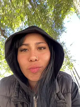 isaabella123 online show from May 2026 07:09:01 PM