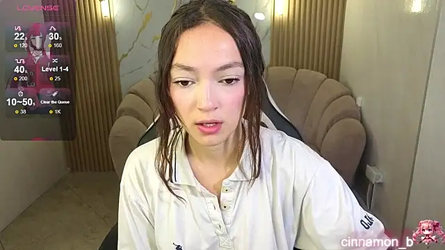 Snapshot of Cinnamon_b chatting on July 2026 07:52:01 PM Cinnamon b online show from July 2026 07:52:01 PM