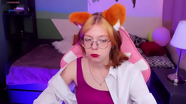 FoxxyyPolly online show from June 2026 05:41:02 AM