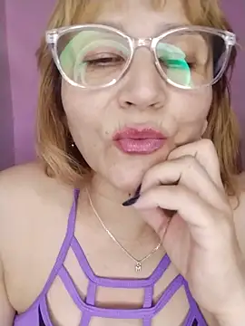 Snapshot of vitaminafranccesca chatting on May 2026 06:25:01 PM vitaminafranccesca online show from May 2026 06:25:01 PM