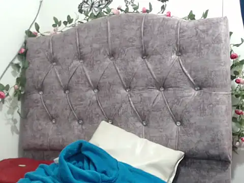 Snapshot of kim_rosse04 chatting on May 2026 01:24:02 AM kim rosse04 online show from May 2026 01:24:02 AM
