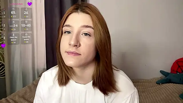 EwaDerobertis online show from June 2026 12:33:02 PM