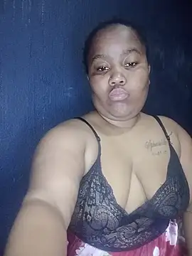 ChubbyMidgetxxx19 online show from June 2026 07:18:02 PM