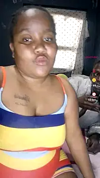 ChubbyMidgetxxx19 online show from June 2026 02:07:01 PM