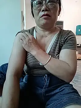 Snapshot of -Lytina- chatting on July 2026 03:55:02 AM -Lytina- online show from July 2026 03:55:02 AM