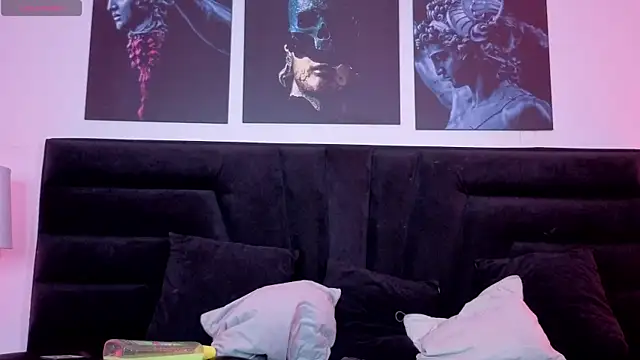 Snapshot of WickedLemon chatting on May 2026 01:56:01 AM WickedLemon online show from May 2026 01:56:01 AM