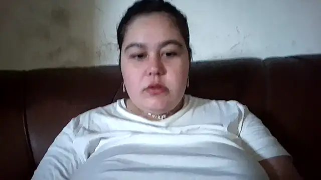 Snapshot of BUNNYMILA69 chatting on May 2026 08:34:01 AM BUNNYMILA69 online show from May 2026 08:34:01 AM