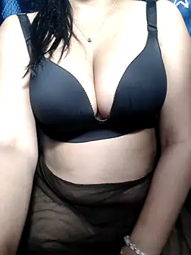 Snapshot of zarajaneman chatting on May 2026 05:21:02 PM zarajaneman online show from May 2026 05:21:02 PM