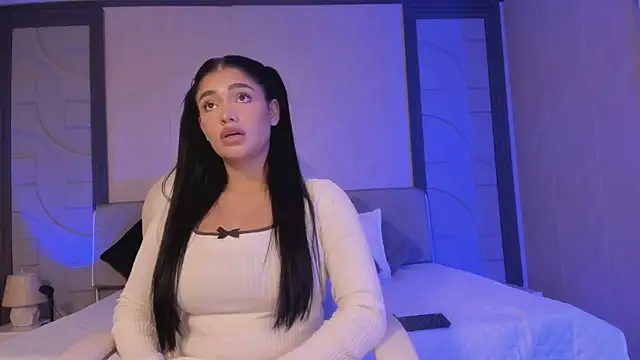 Alyson velez online show from May 2026 08:05:02 PM