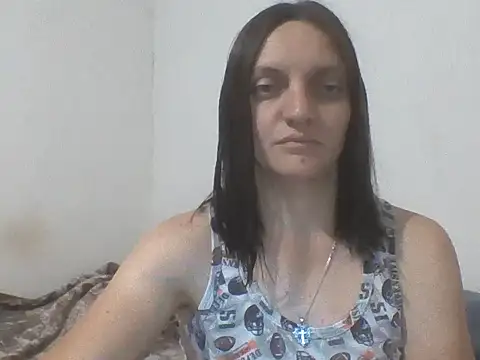 Kimmy Webb online show from June 2026 06:01:02 PM