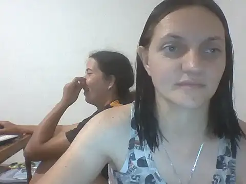 Kimmy Webb online show from June 2026 06:14:01 PM