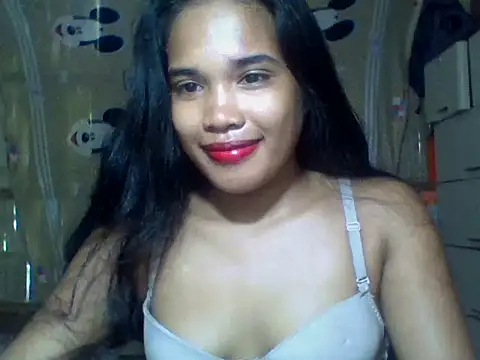 Snapshot of BigAssPinay19 chatting on May 2026 11:35:02 PM BigAssPinay19 online show from May 2026 11:35:02 PM