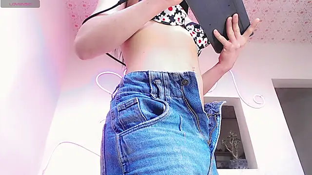 everlin 01 online show from July 2026 06:59:02 PM