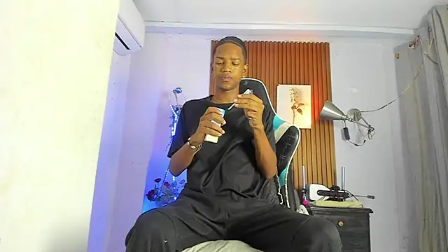 Afrowayuu online show from June 2026 11:15:01 AM