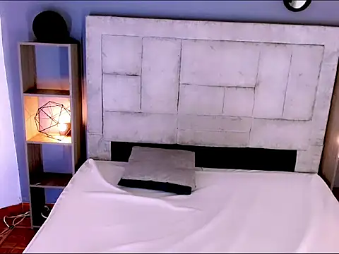 Snapshot of Hera_Persefone chatting on May 2026 12:30:02 AM Hera Persefone online show from May 2026 12:30:02 AM