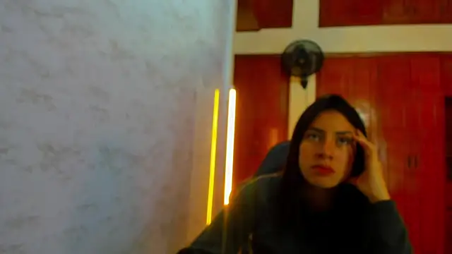 Snapshot of Soffy_and_Emily chatting on June 2026 12:37:01 PM Soffy and Emily online show from June 2026 12:37:01 PM