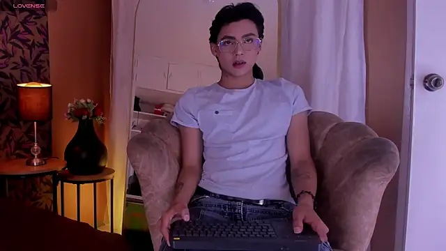 tian sex online show from June 2026 08:44:02 PM