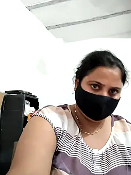 Snapshot of Your-Cherry chatting on June 2026 09:11:02 AM Your-Cherry online show from June 2026 09:11:02 AM