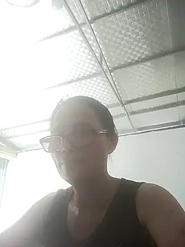 Snapshot of Vieekee chatting on June 2026 07:13:02 AM Vieekee online show from June 2026 07:13:02 AM
