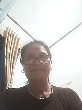 Snapshot of Vieekee chatting on July 2026 10:05:01 PM Vieekee online show from July 2026 10:05:01 PM