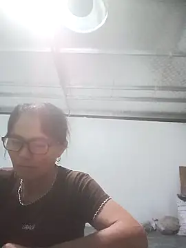 Snapshot of Vieekee chatting on July 2026 01:36:02 PM Vieekee online show from July 2026 01:36:02 PM
