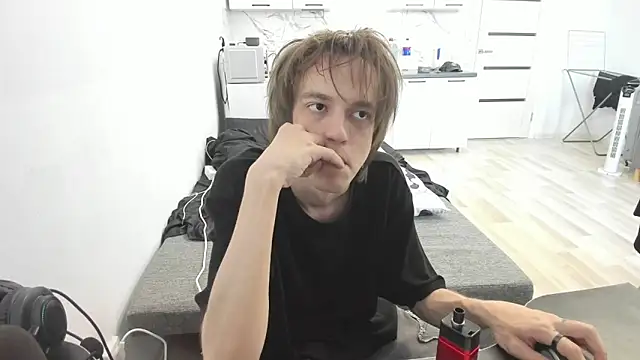 Nolan Sagee online show from June 2026 10:19:01 AM