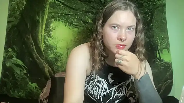 mo0ngoddess online show from June 2026 03:18:02 AM