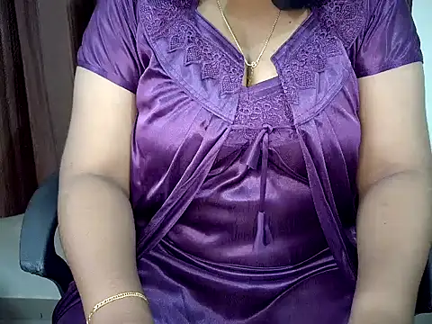 MALLU WAVEZZZ online show from May 2026 06:25:01 PM