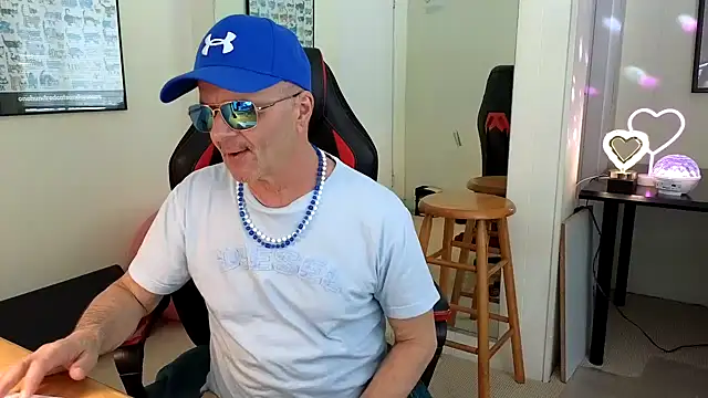 hotdadbod online show from January 2025 09:23:02 PM